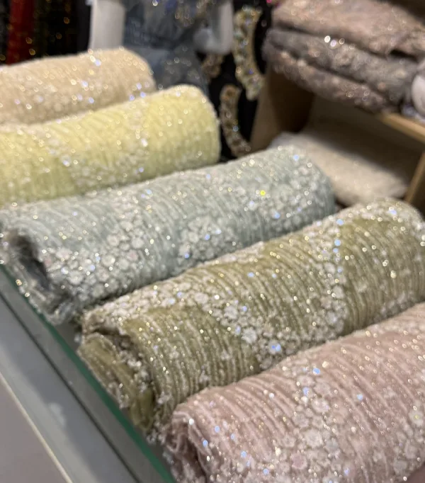 Tissu's Tulle Travaillé