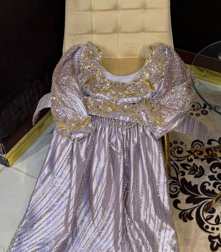 MODEL HASNIY SUR COMMANDE