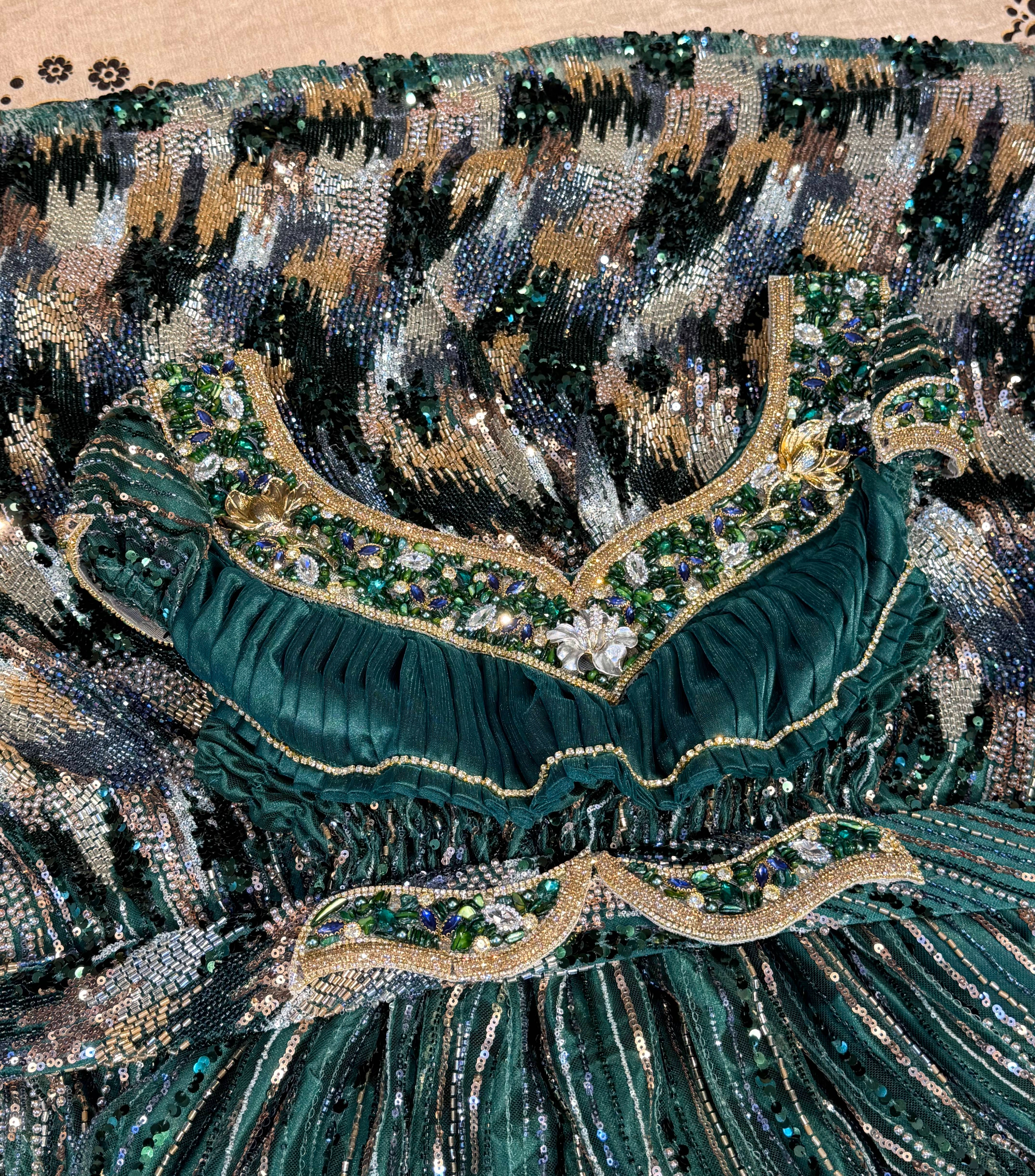 MODZHWNIYA V SUR COMMANDE
