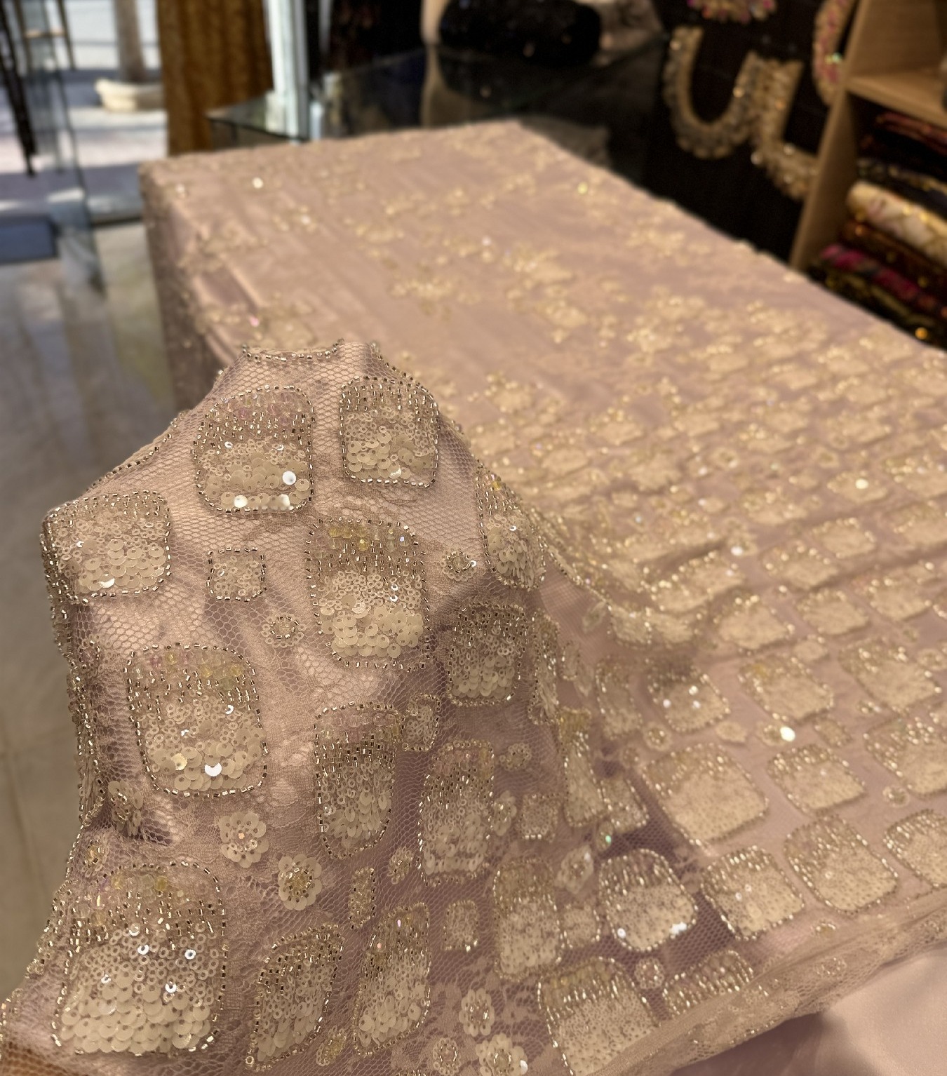 Coupon 3 Metre DENTELLE  LUXURY  ROSE
