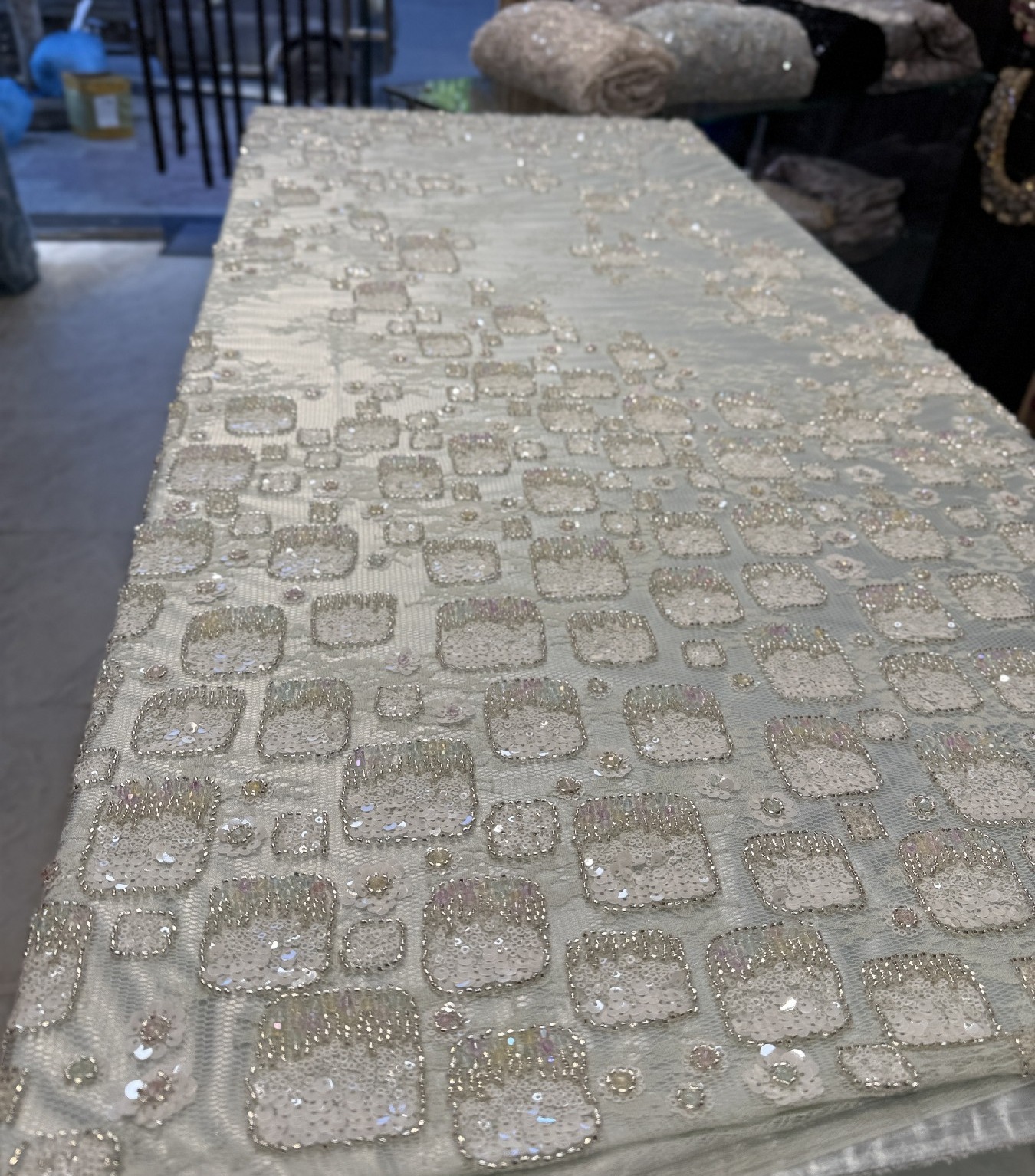 Coupon 3 Metre DENTELLE VERT DEAU
